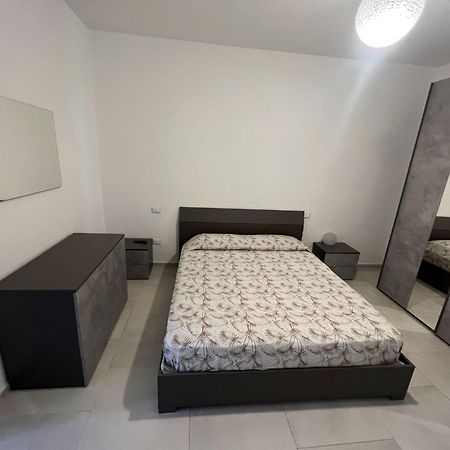 B&B La Piazzetta Vado Ligure Esterno foto